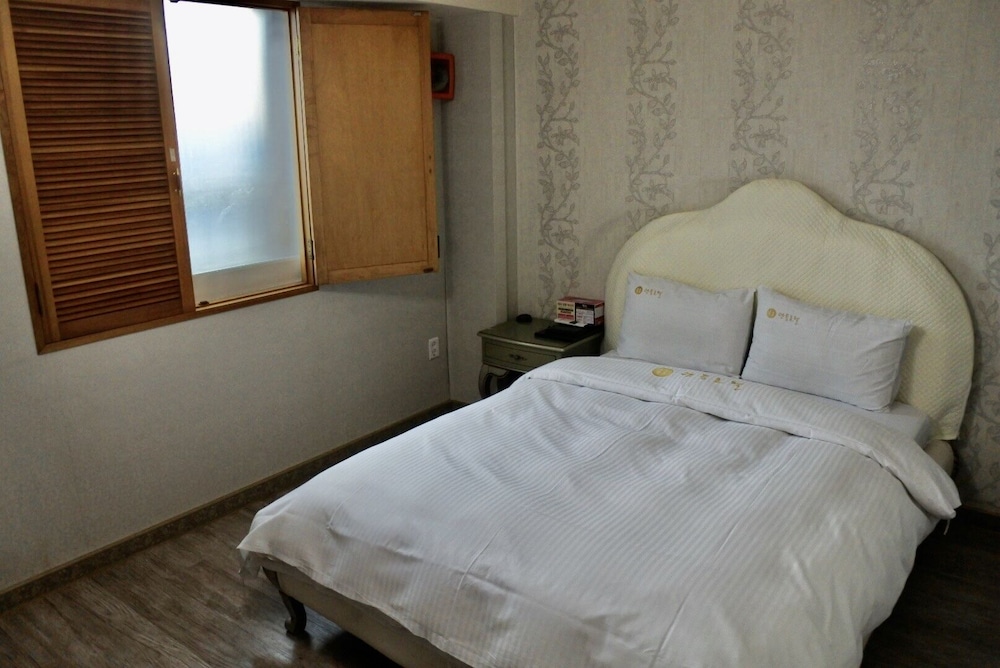 Andong Hotel 9/19