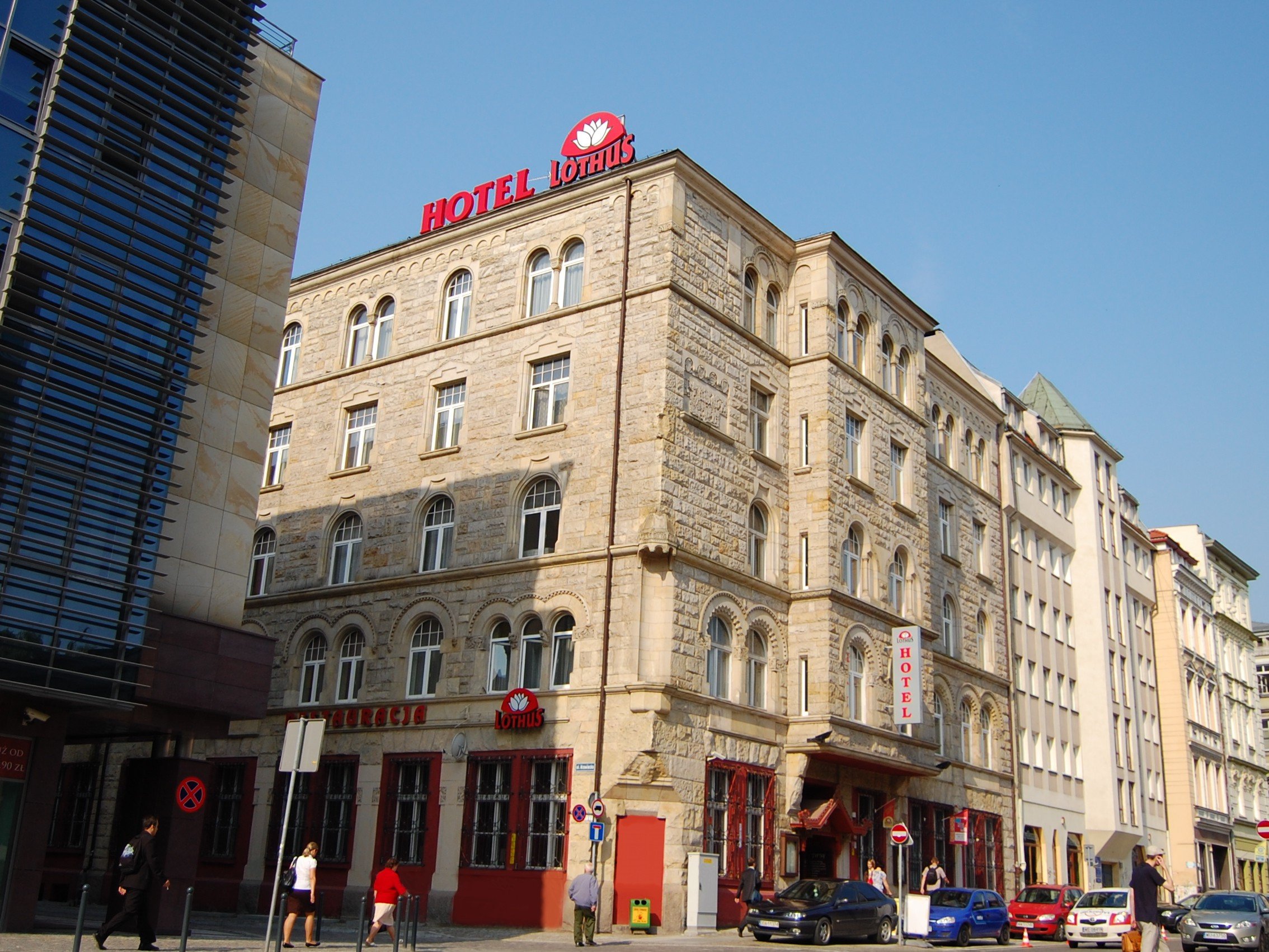 Lothus Hotel 2/45