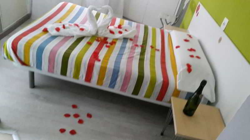 Hostal Lucia by gaiarooms 34/37