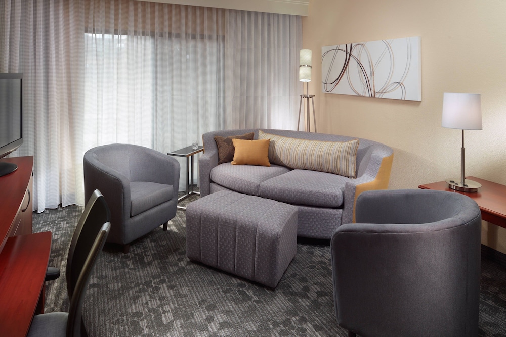 Courtyard by Marriott Atlanta Duluth/Gwinnett Place 25/52