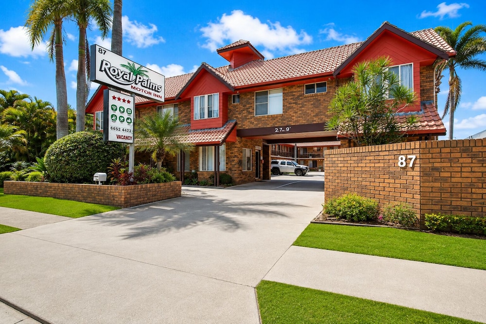 ROYAL PALMS MOTOR INN 69/76