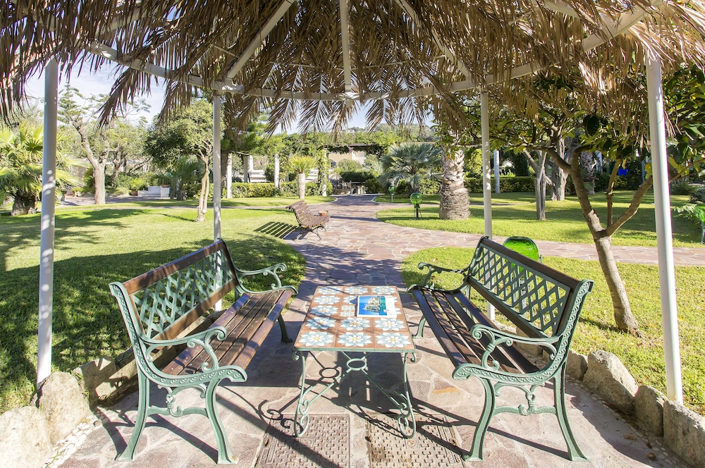 Hotel Tritone Resort And Spa 40/78