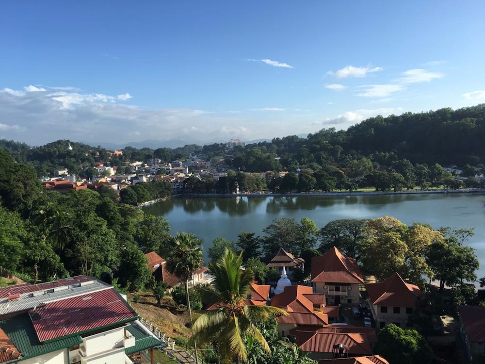 Kandy Supreme Hotel 61/61