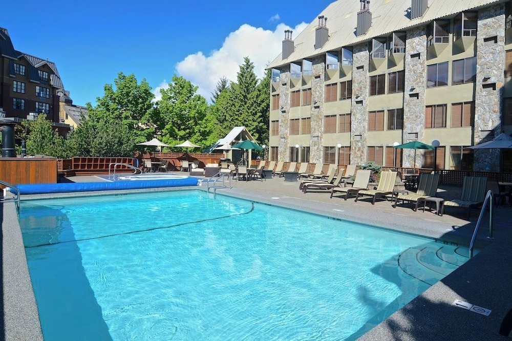 Executive Inn At Whistler Village 31/51