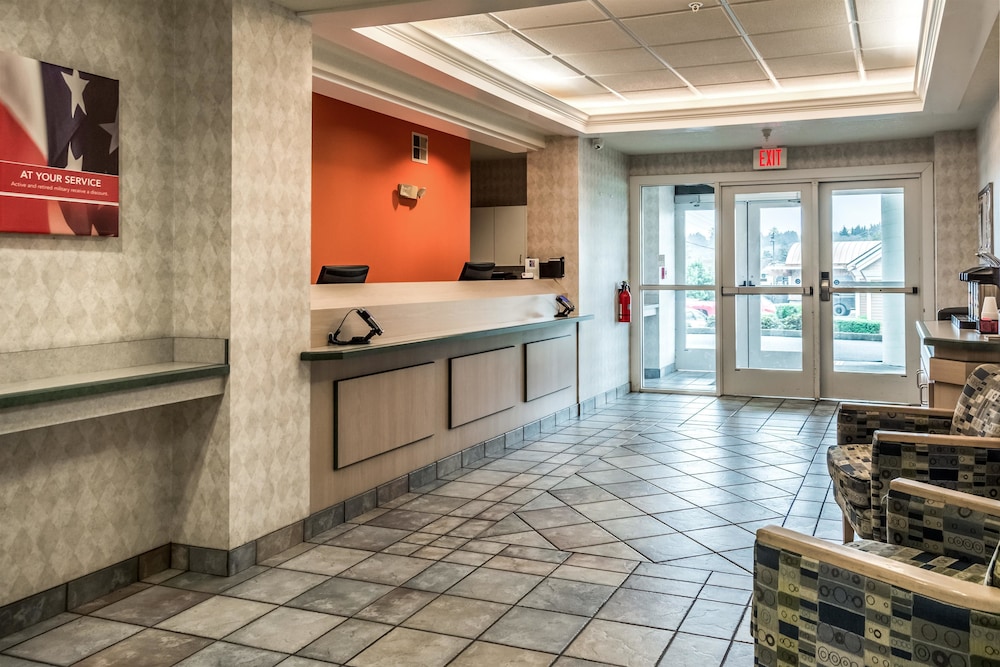 Lobby at Motel6 Lincoln City, OR, LINCOLN CITY - OR