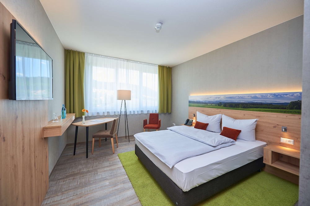Hotel Schlossberg Wehingen 10/61