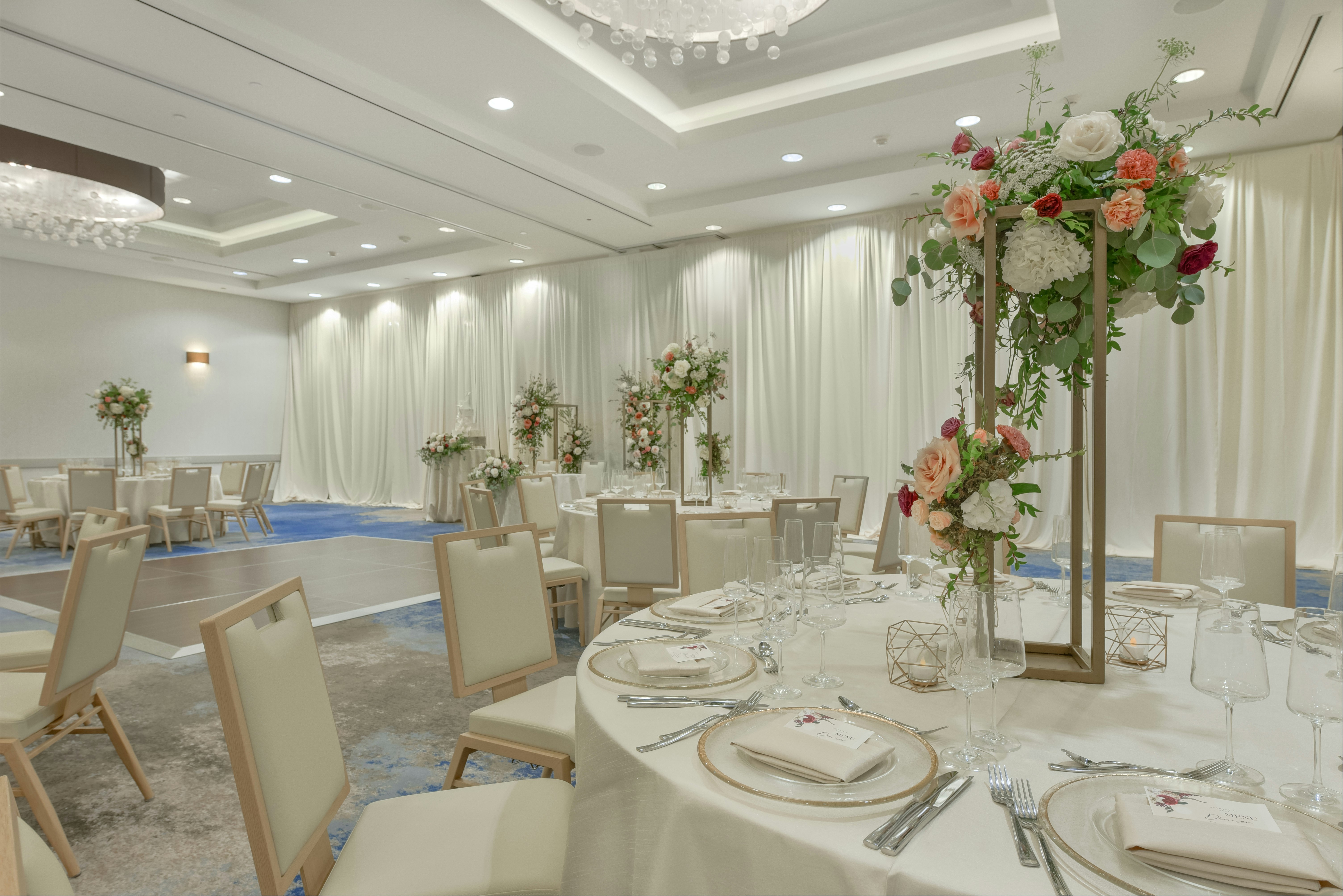 Hilton Anaheim 69/85