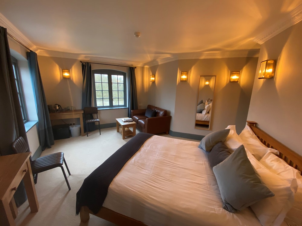 The Wharf House 15/43