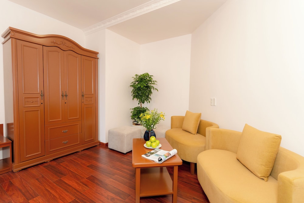 Dahlialand Saigon Hotel 30/42