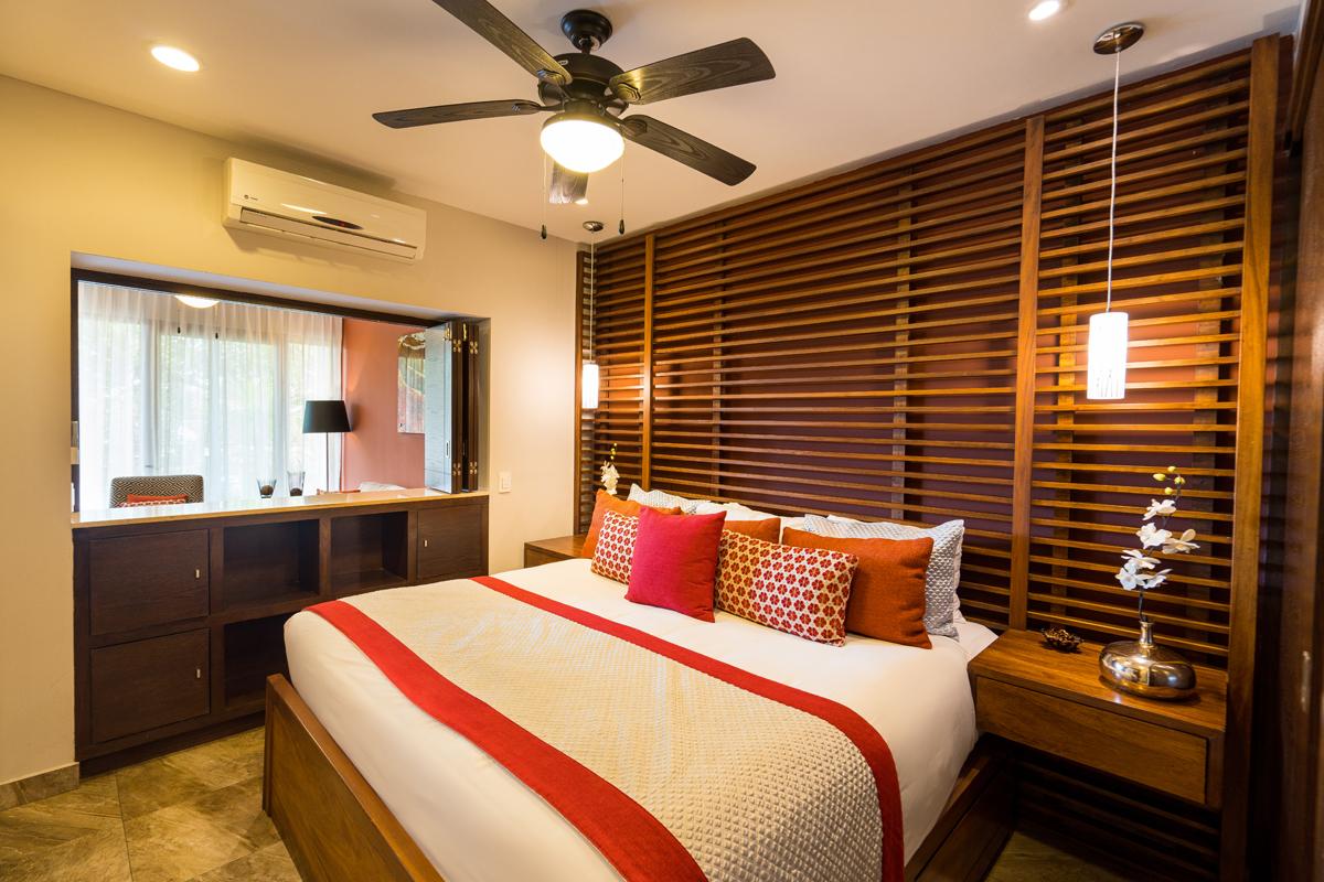 Beach, 2 Beds