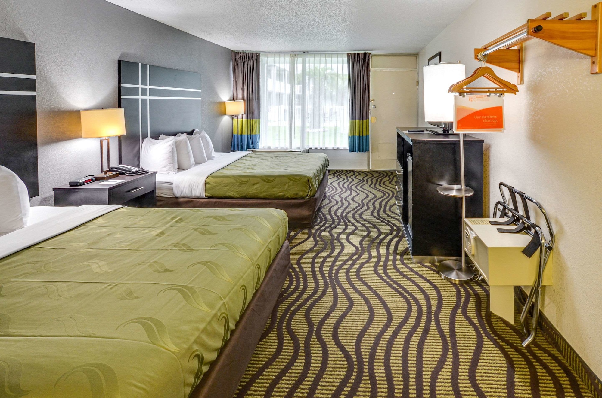 Suite, 2 Queen Beds, Sofa, Quality Inn & Suites Hardeeville - Savannah North 3/3