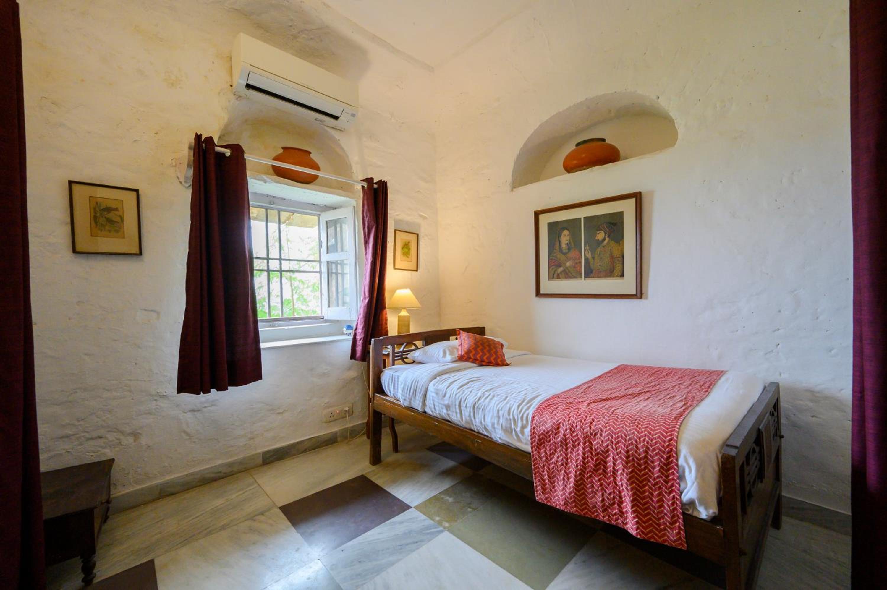 Heritage, Comfort, Twin Beds