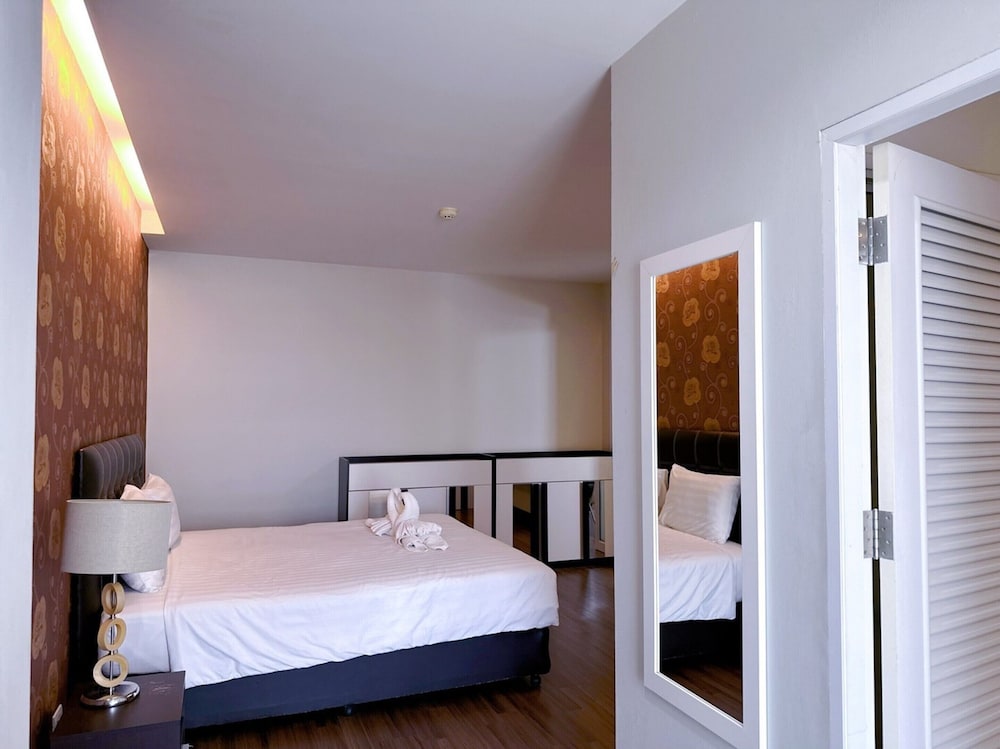 Romyen Garden Place 17/50