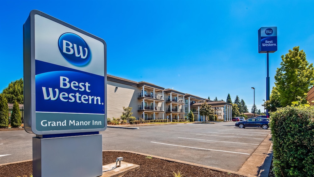 Best Western Plus Grand Manor Inn 3/43