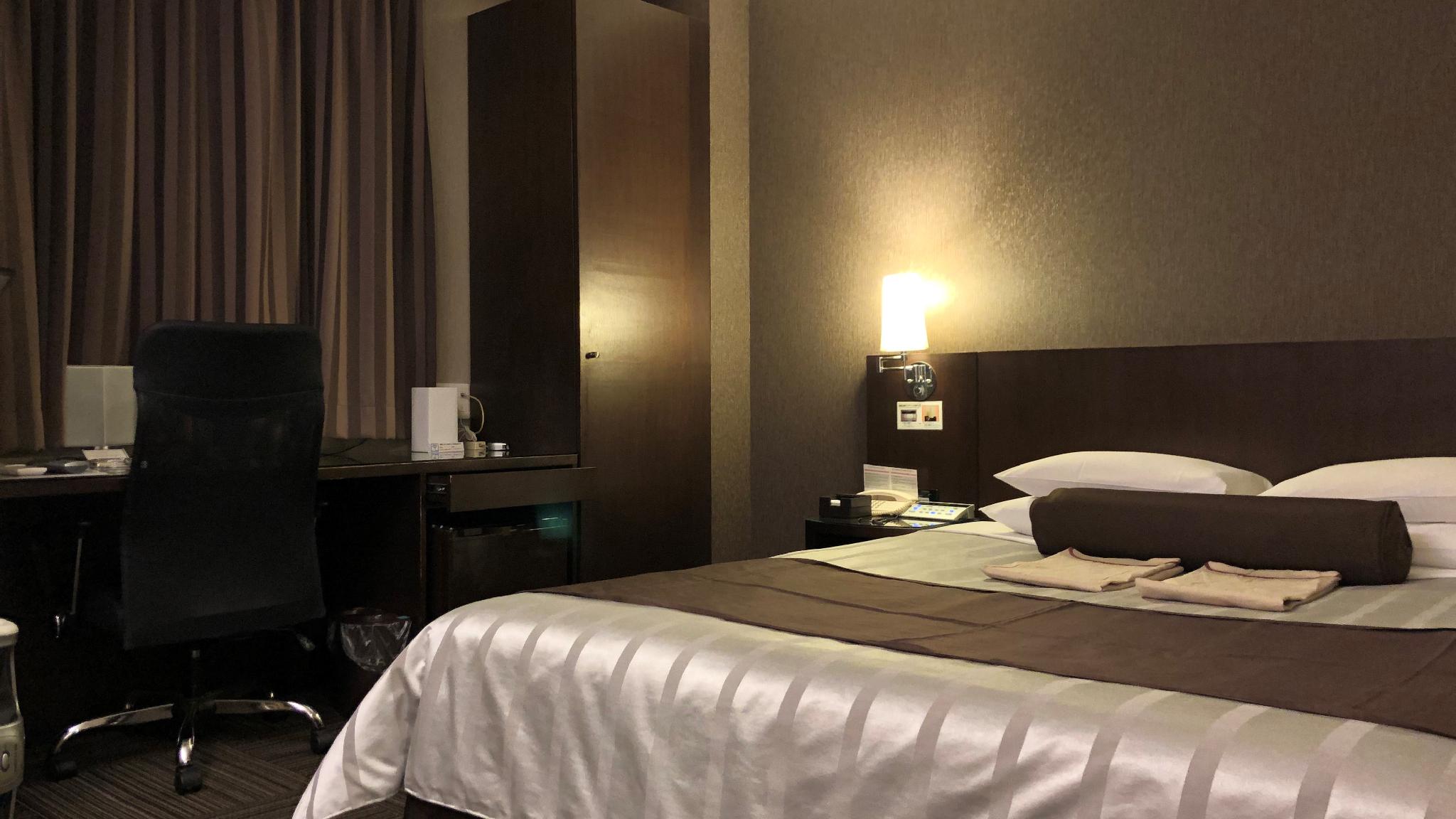 Designer, Double Bed