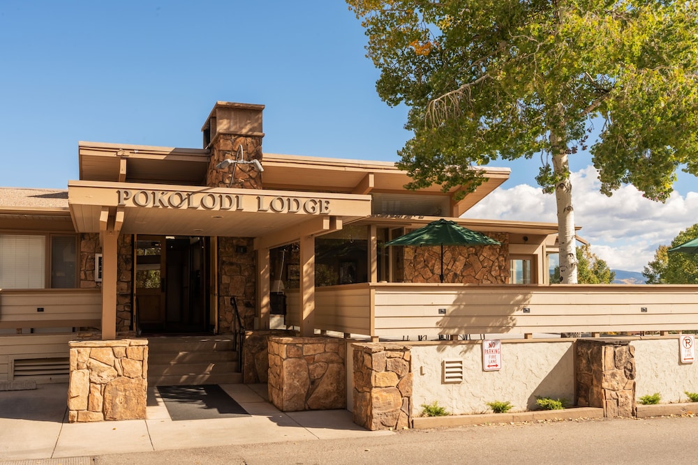 Pokolodi Lodge 9/38