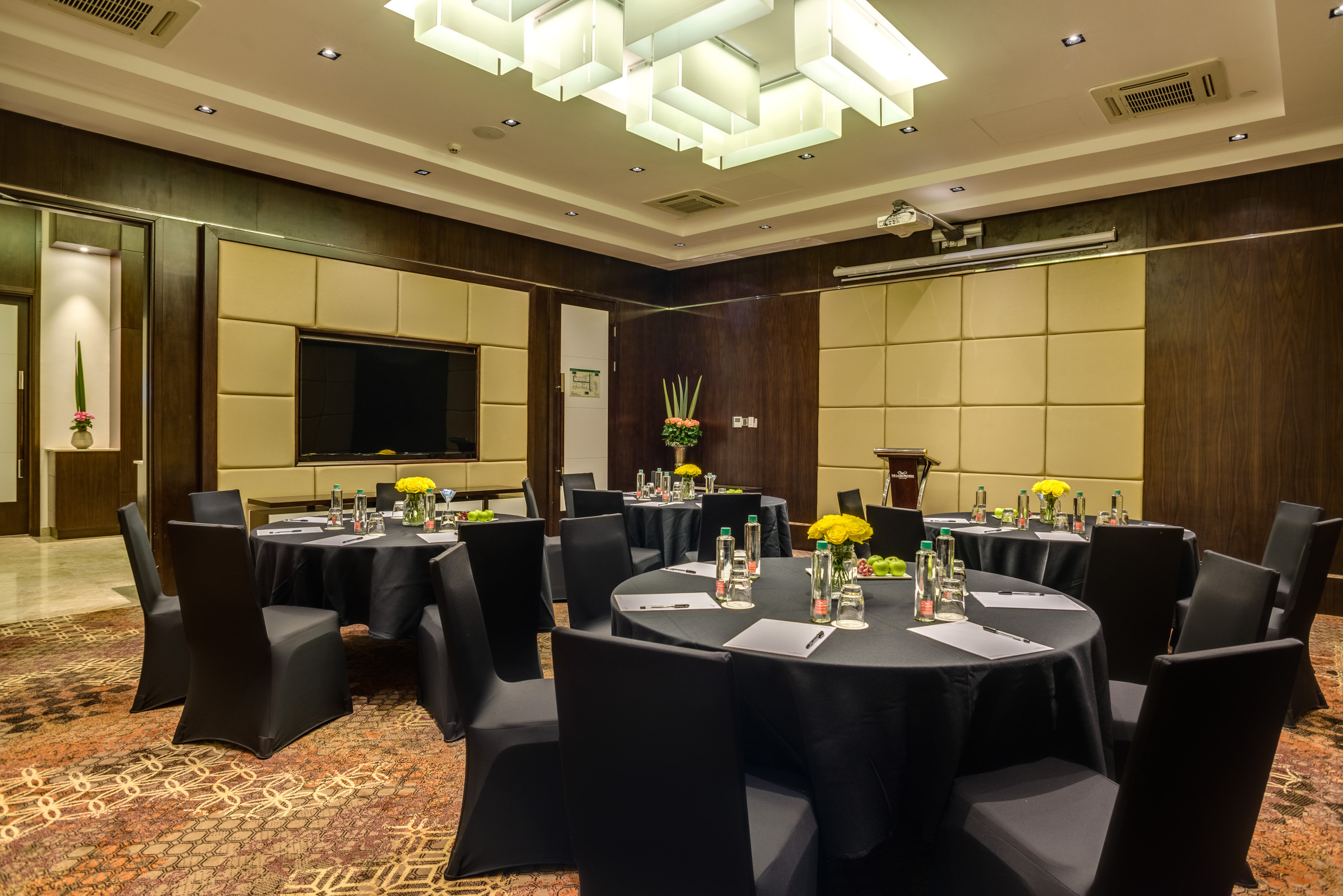 Crowne Plaza Nairobi Airport 65/78
