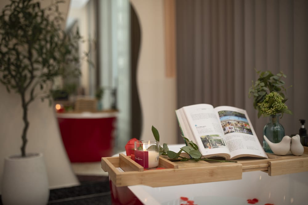 Quy Hung Hotel 60/75