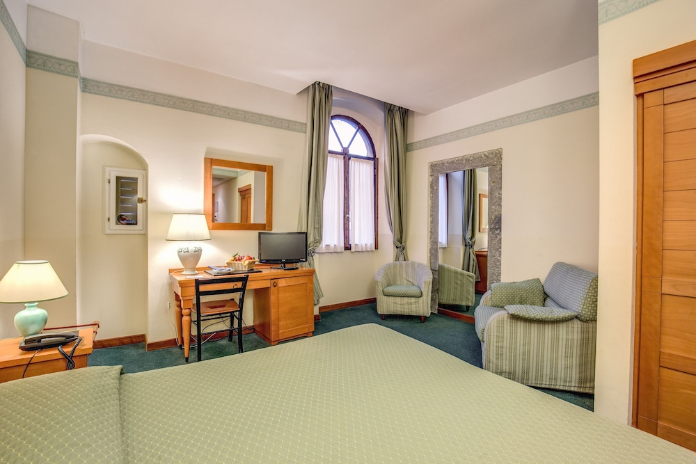 Hotel Botticelli 37/64