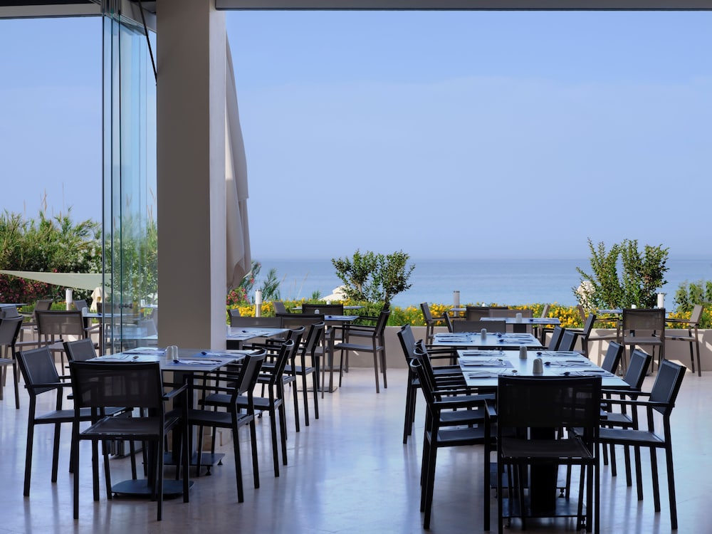Atlantica Eleon Grand Resort 54/71