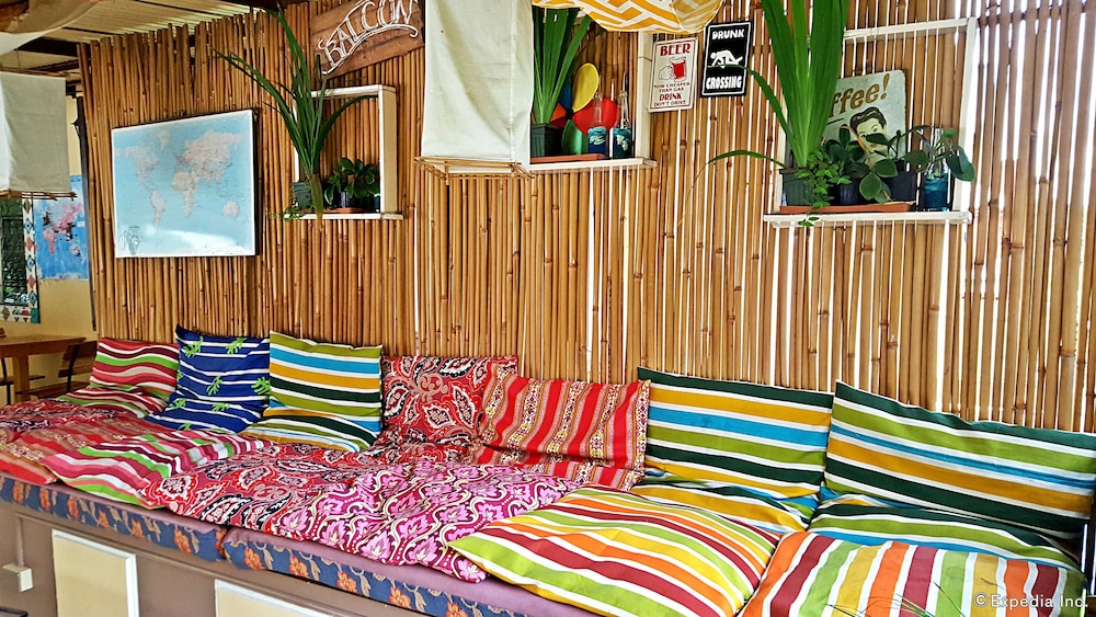 Gabby Apos S Bed And Breakfast 45/50