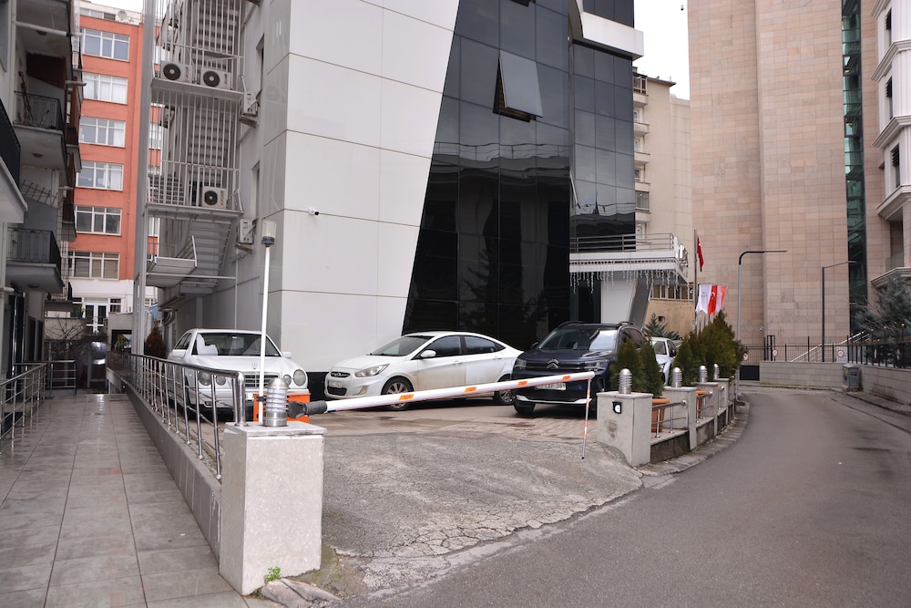 ASRIN BUSINESS HOTEL 69/73