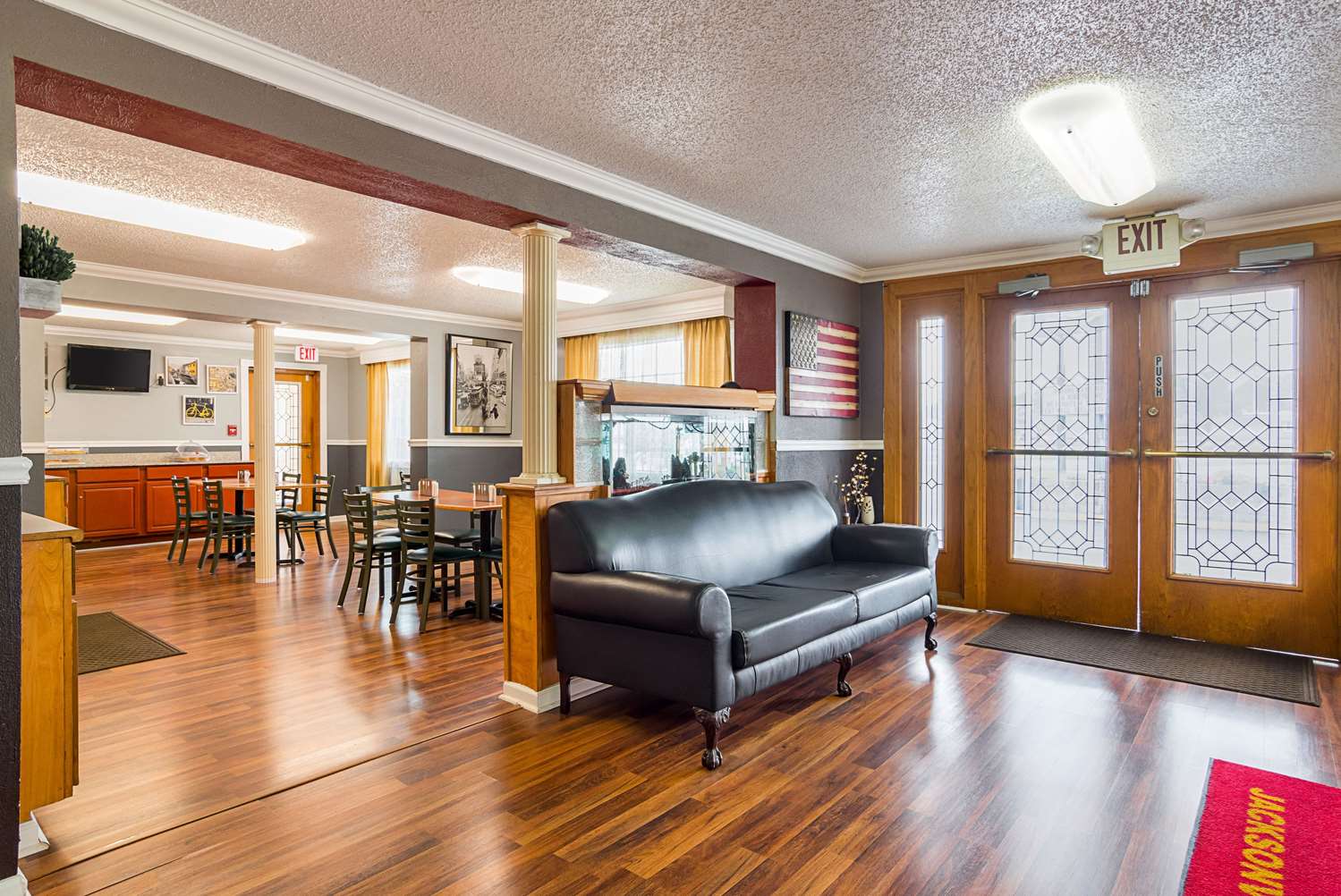 Econo Lodge Jacksonville near Little Rock Air Force Base 7/38