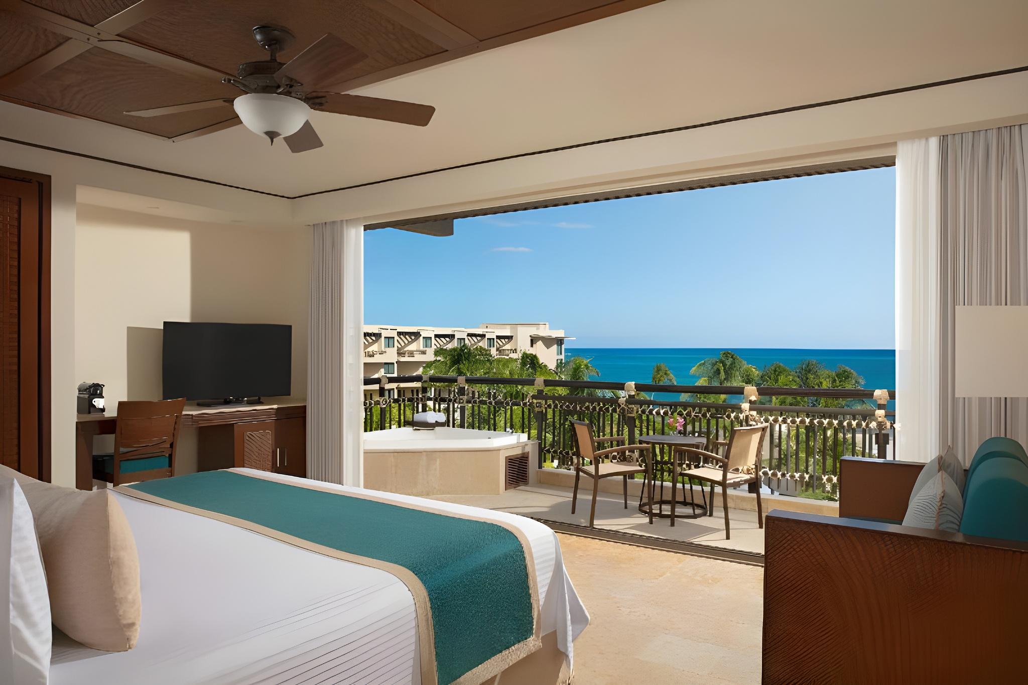 Preferred Club, Pool Front, Ocean View