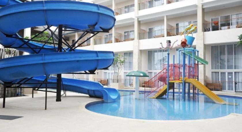 Laut Biru Resort Hotel 21/30