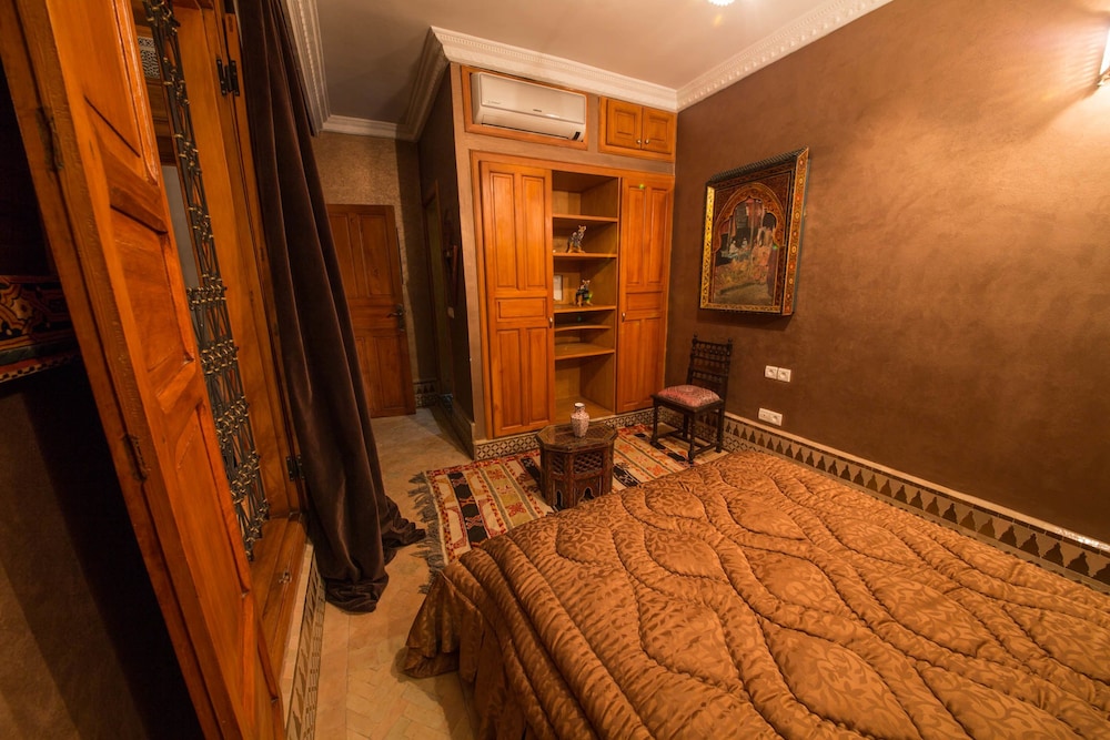 Riad Scalia 26/50