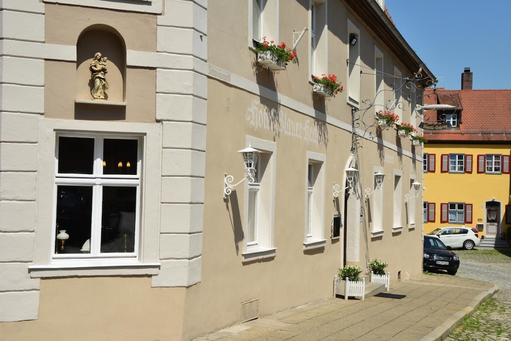 Romantica Hotel Blauer Hecht 54/57