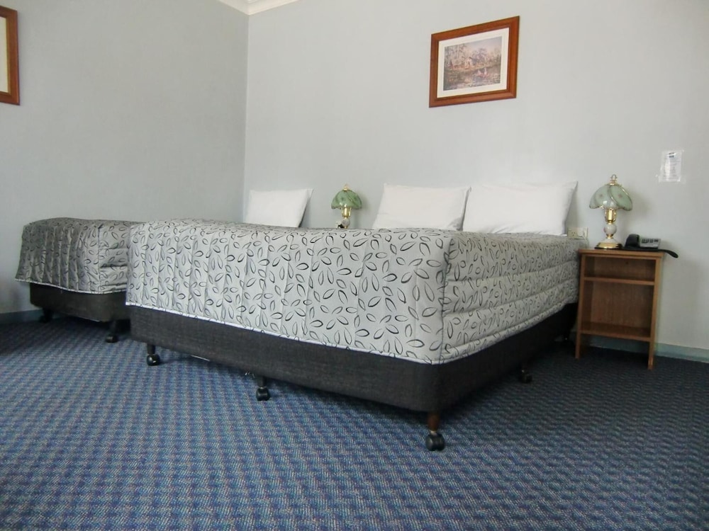 Bairnsdale Kansas City Motel 10/30