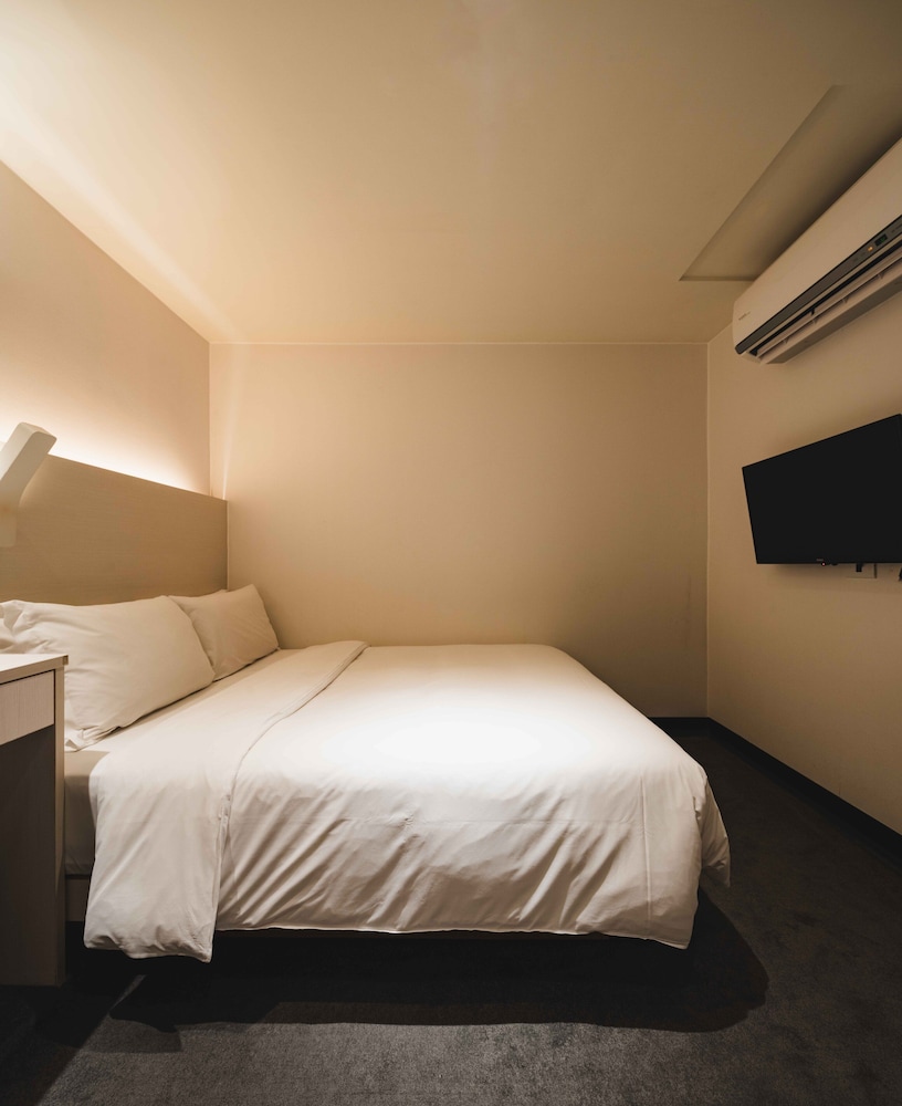 Swiio Hotel 28/58