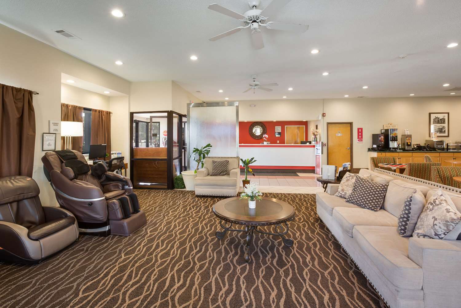 Econo Lodge Inn & Suites Hardeeville-I-95 24/59