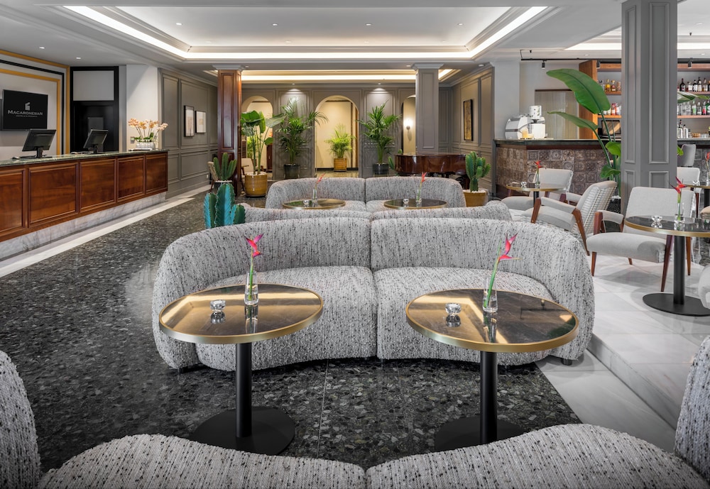 Elegance Miramar Hotel 33/49
