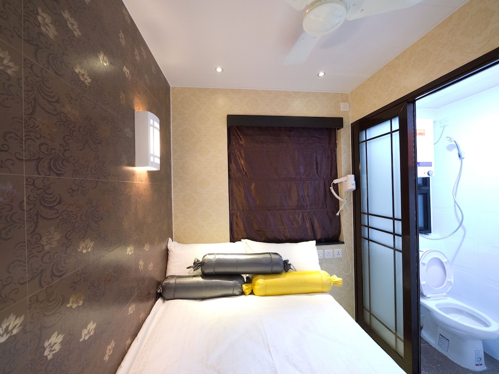 International Inn 15/30