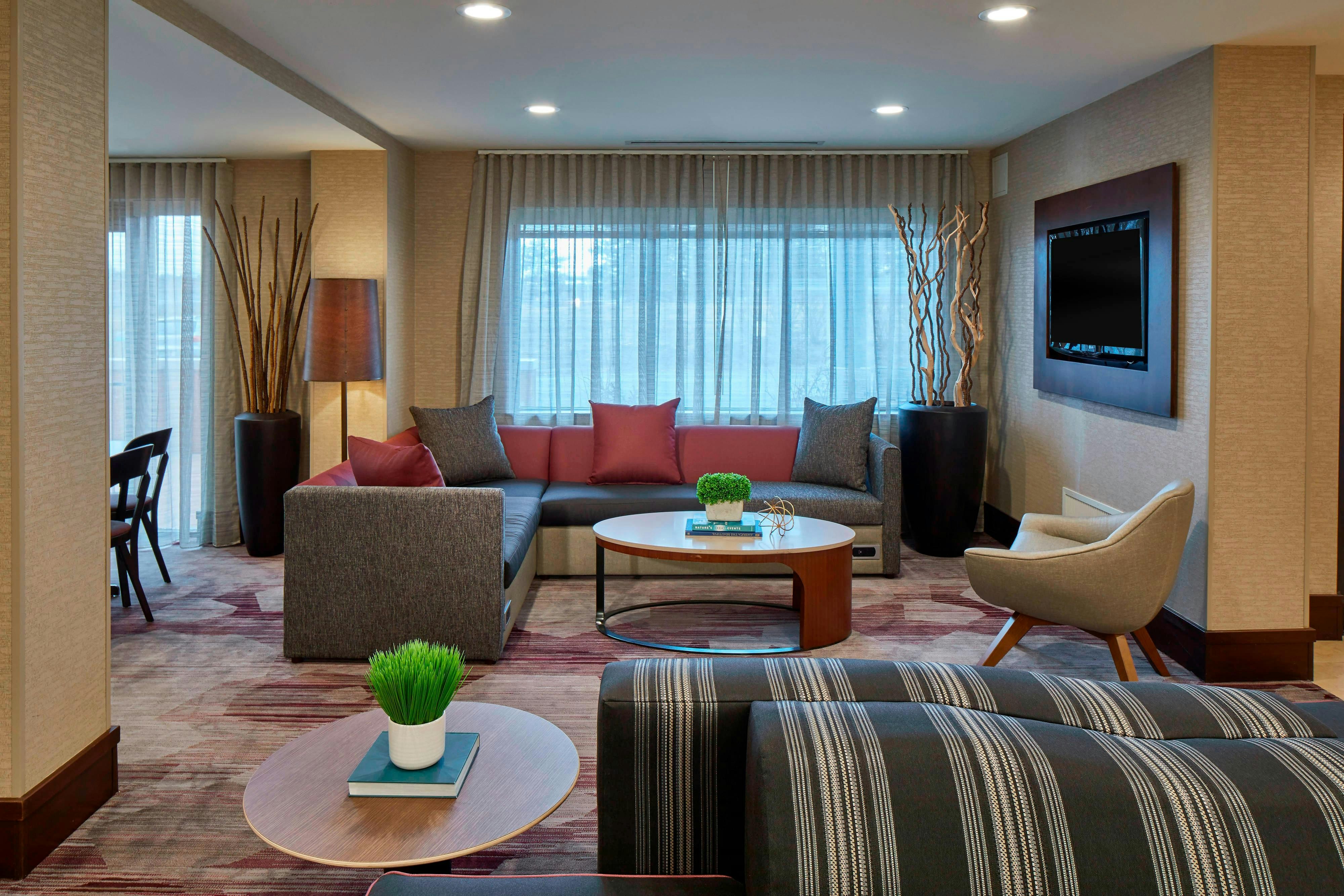Courtyard by Marriott Albany Thruway 7/17