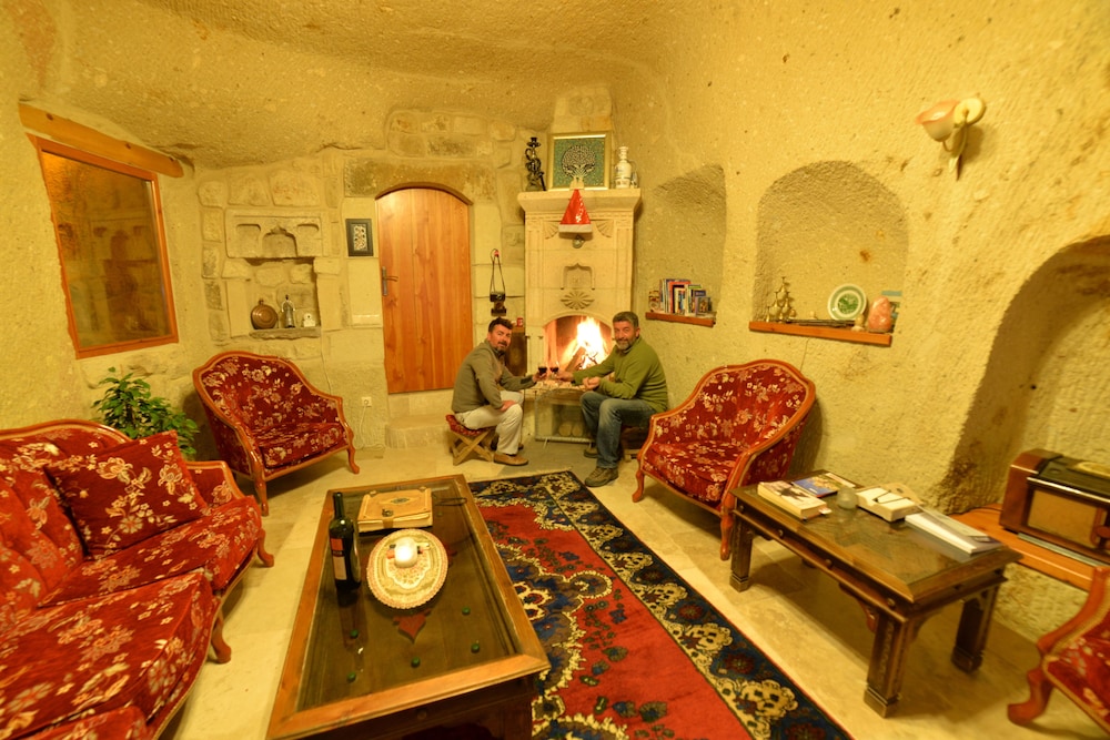 Canyon Cave Hotel 56/69