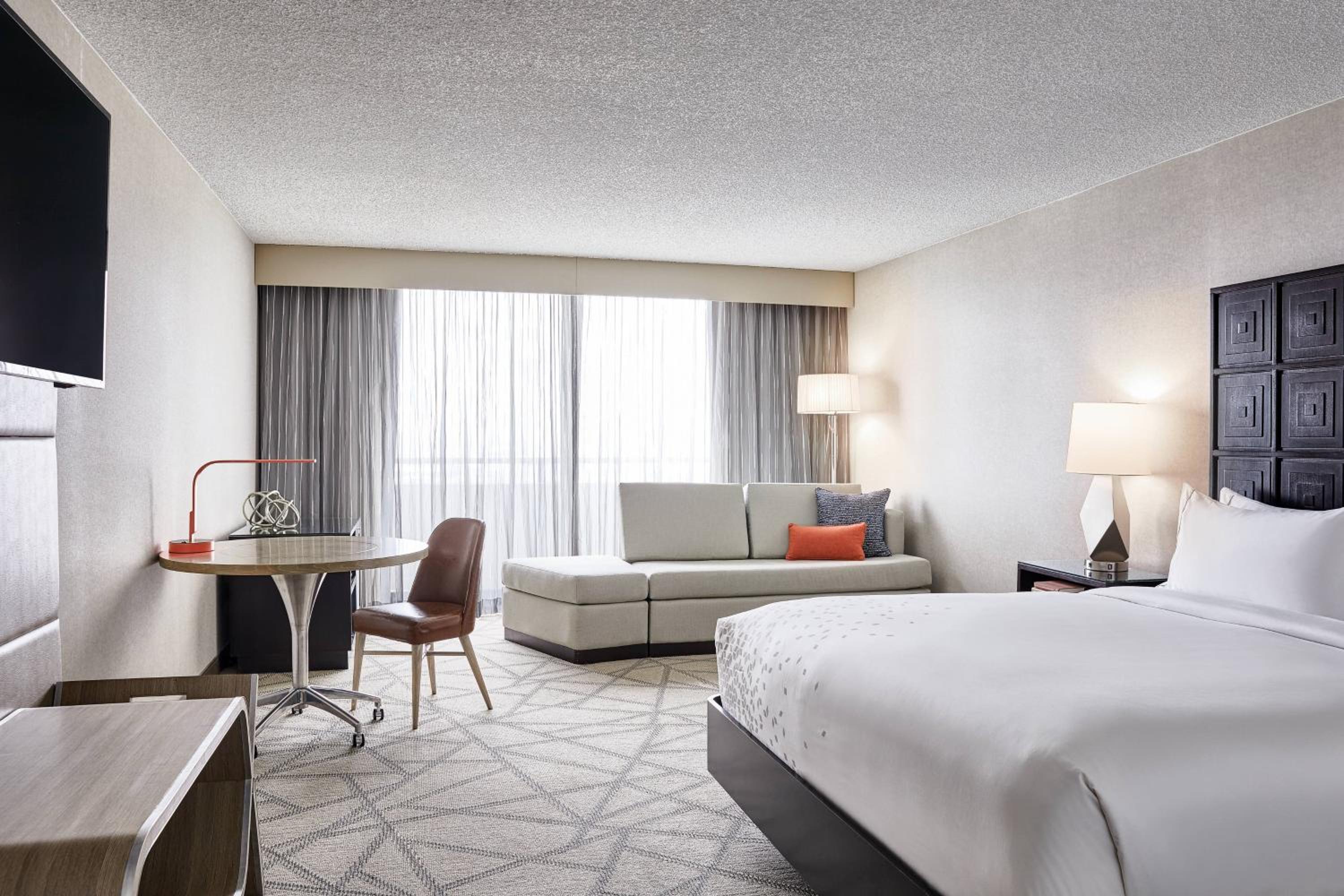 Room at Renaissance Denver Hotel, DENVER - CO