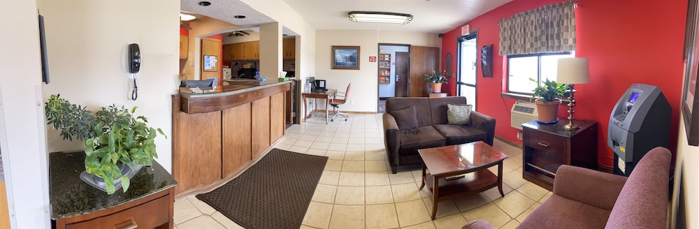 Le Mars Inn & Suites 6/42
