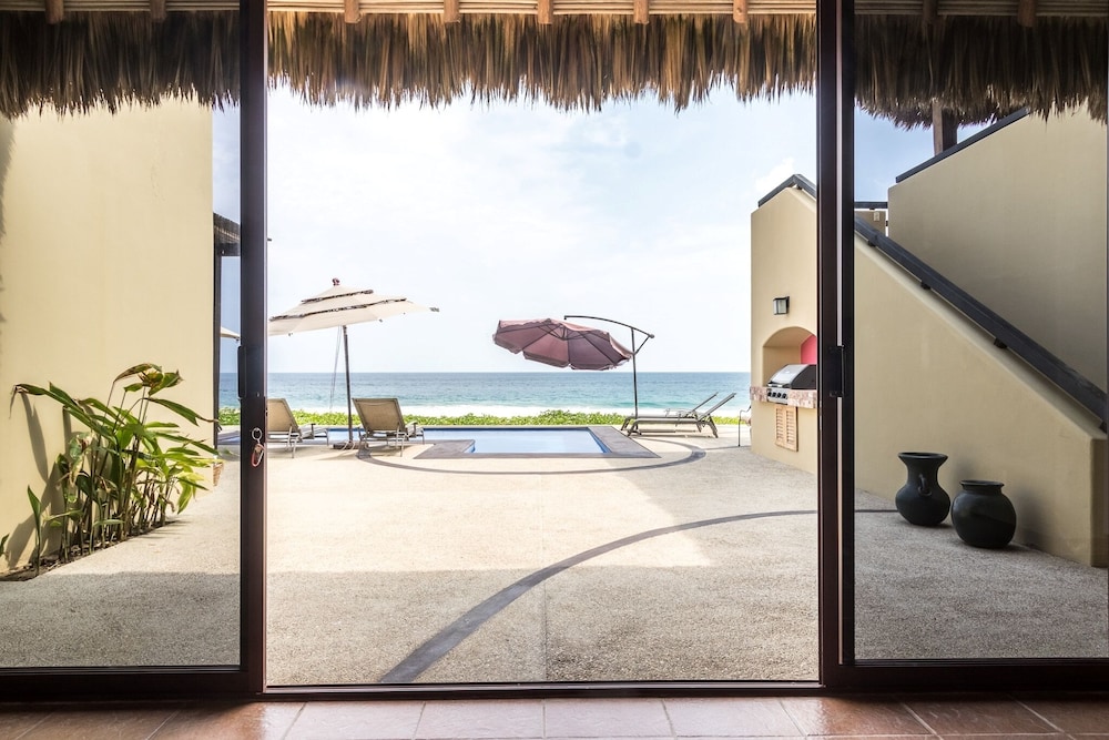Vivo Resorts 44/50