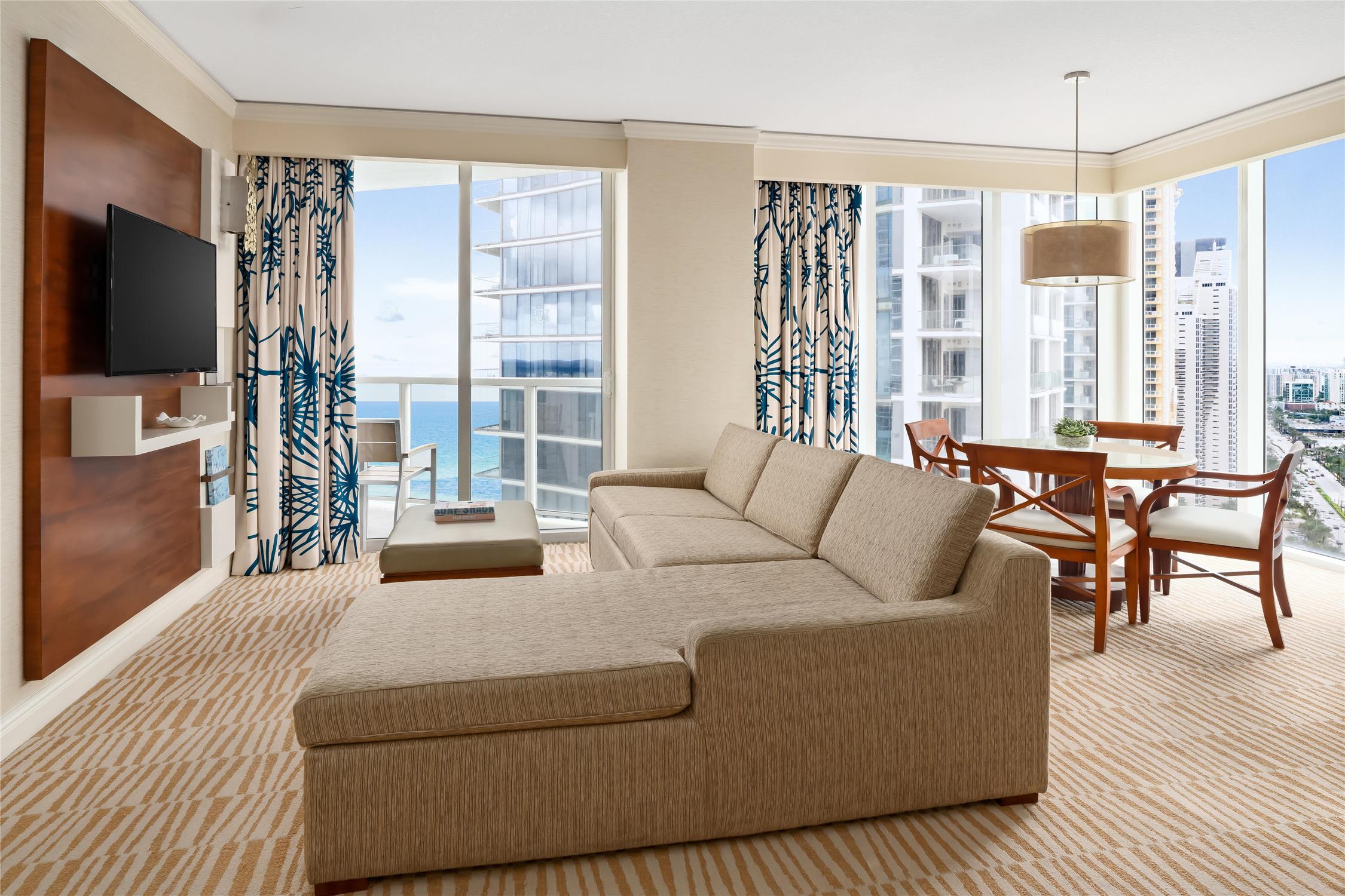 Trump International Beach Resort 67/116