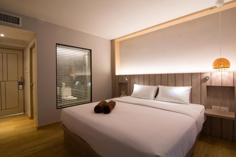 Comfy, Double or Twin Bed, Balcony