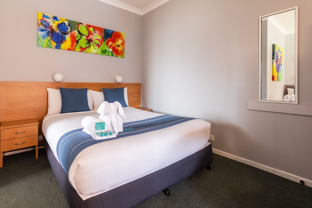 Midlands Motel 12/46