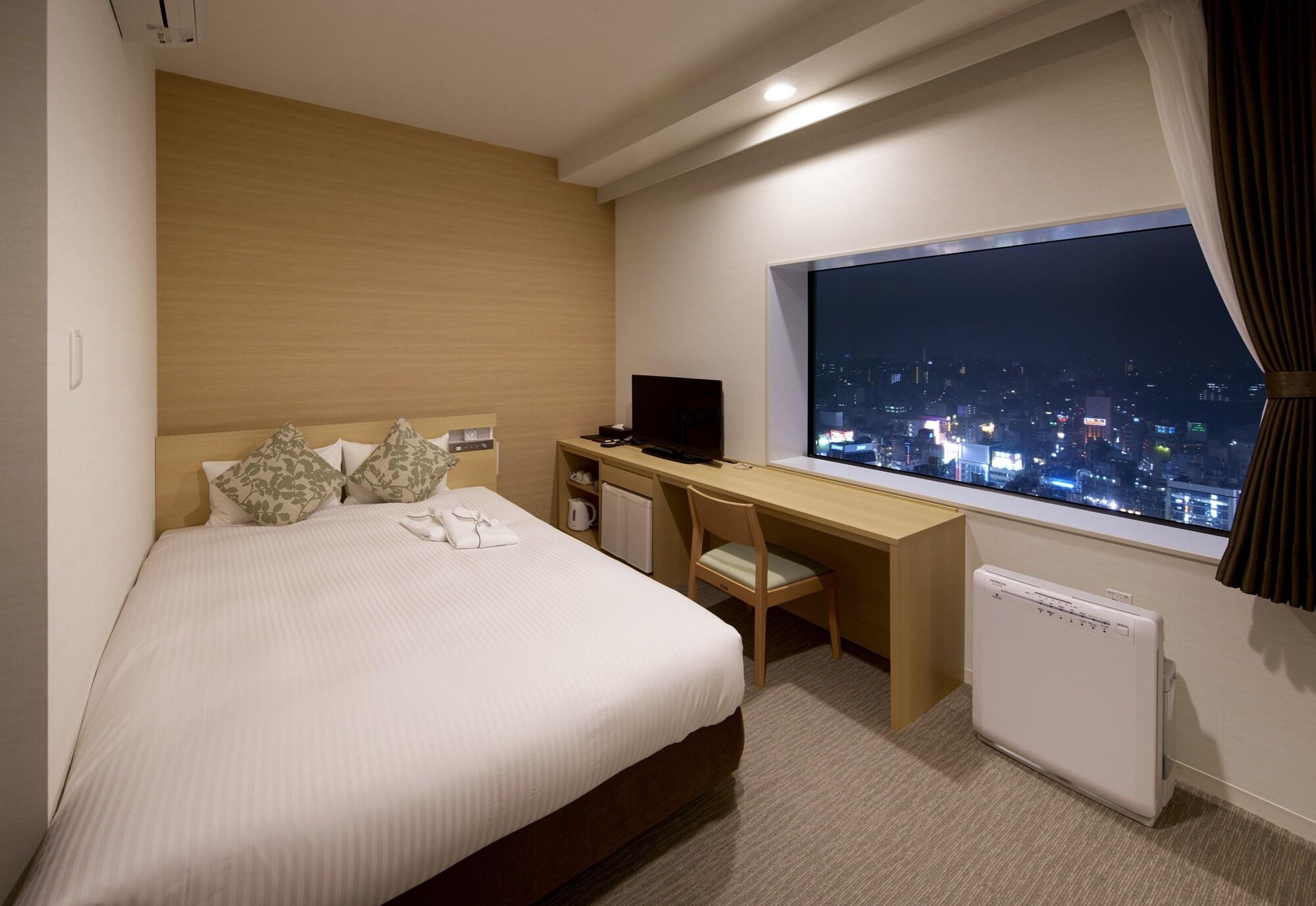 Room, Double Bed, City View, Light Housekeeping, Smoking
