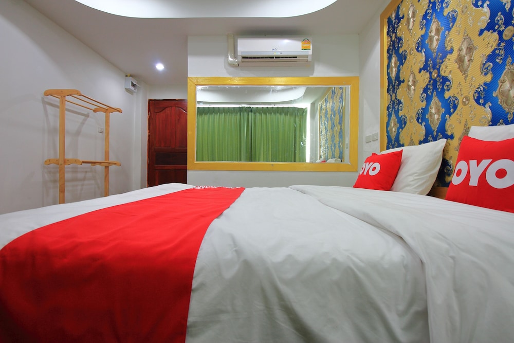 OYO 410 Diamond Boutique Hostel 6/20