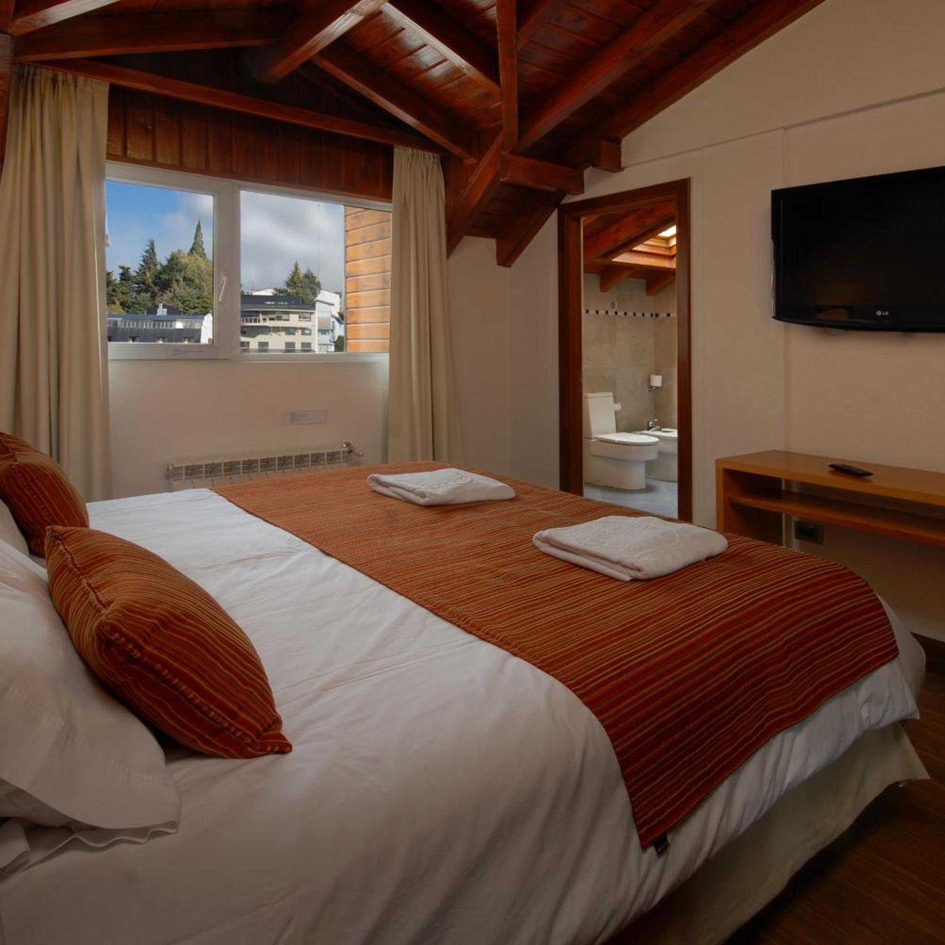 Hotel Tirol 11/28