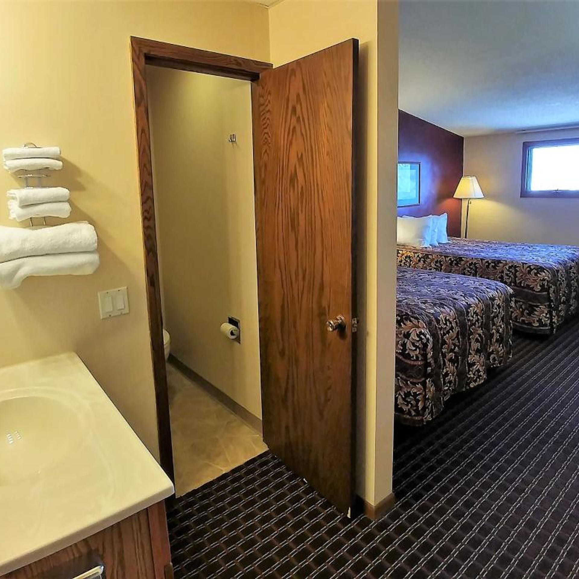 Red Carpet Inn 48/48