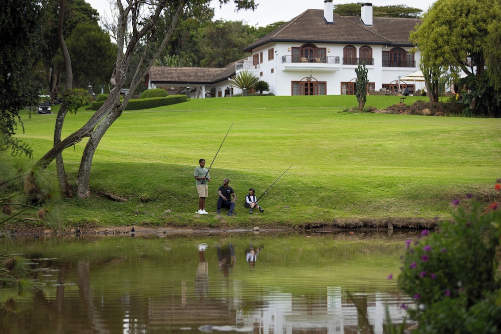 Fairmont Mount Kenya Safari Club 43/50