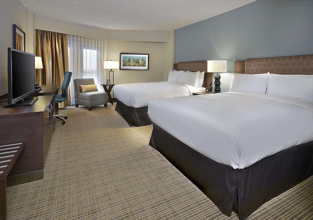 Doubletree By Hilton Hotel & Conference Centre Regina 15/80